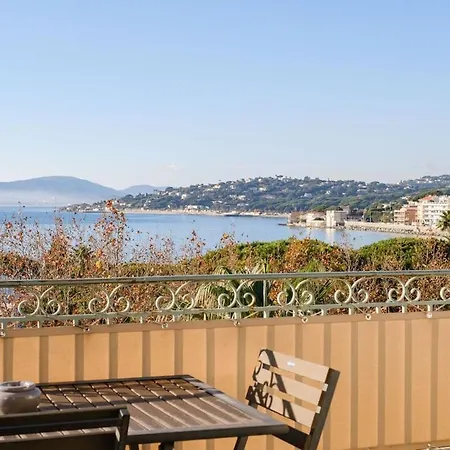Apartment Vue Au Coeur Du Centre Sainte-Maxime